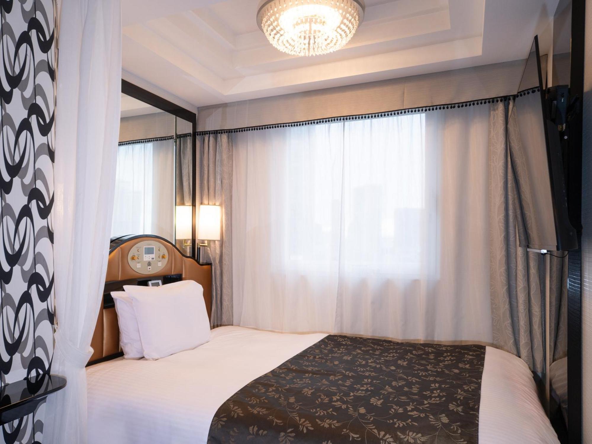 Apa Hotel Pride Akasaka Kokkaigijidomae — Fotos 1